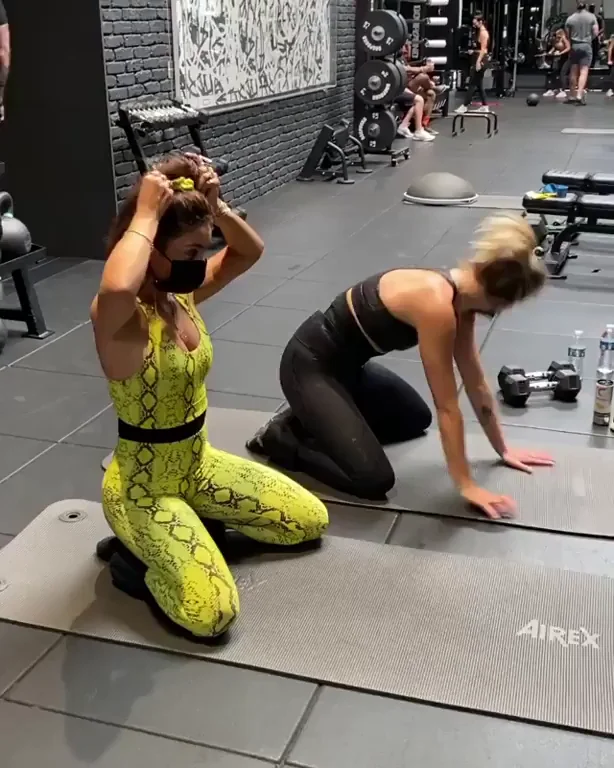 Vanessa Hudgens looks like so much fun