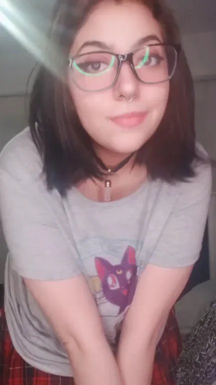 SURPRISE ?? ( her Free album In Comments )