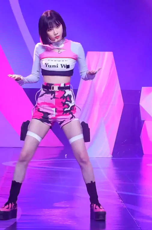 Winter's K-Pop Thigh-Spread Tease: Aespa Slutty Stage Grind
