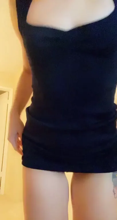 34(f) Trying on some new dresses :)
