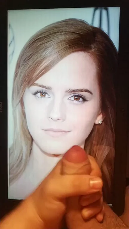 Emma Watson Gets Epic Cum Tribute Cock Tease on Screen 🍆💦👸