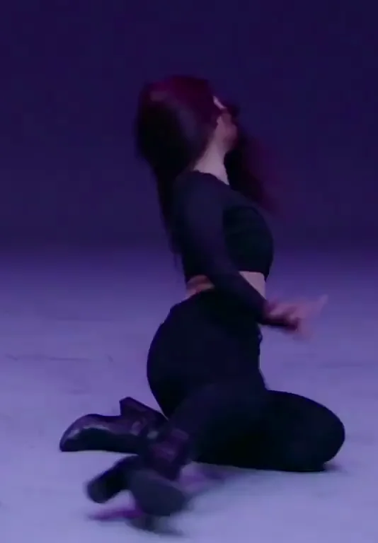 Everglow - Sihyeon