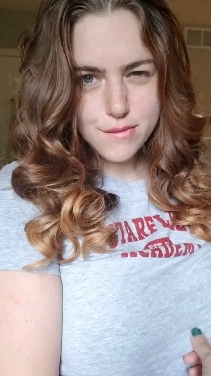Teasing Amateur Slut in Tight Tee Winks for Cum