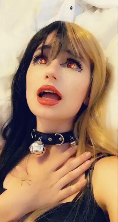 Choke me like you hate me but you love me