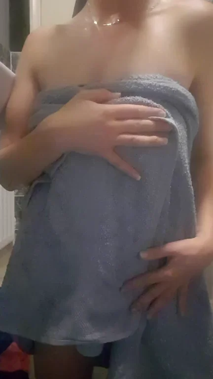 Those straight out the bath titties ??