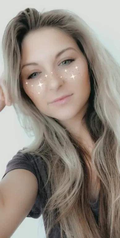 Blonde Bombshell's Grinning Titty Drop Tease
