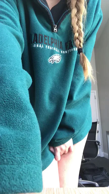 How my 18 year old body looks getting changed out of my pajamas [OC]