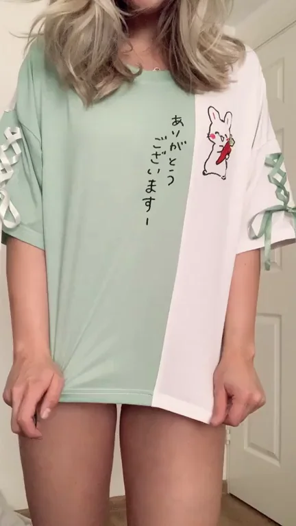 Do you guys like my cute new pyjamas?.. I prefer sleeping in no underwear ??