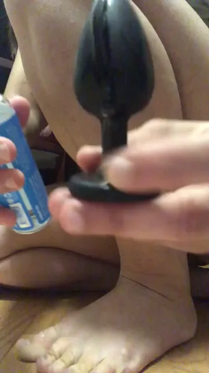Plugging mysel[f] feels good