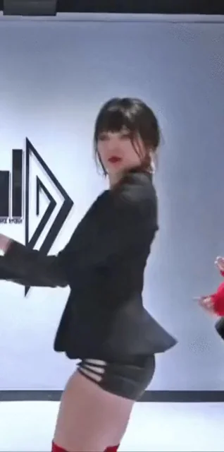 (Soloist) - AleXa