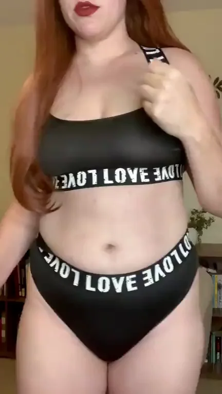 Milfy Redhead's Massive Titty Drop Tease 🔥🍈🍈
