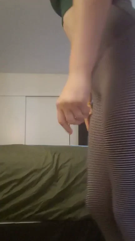 Panty Peel & Juicy Labia Reveal 😈🍑