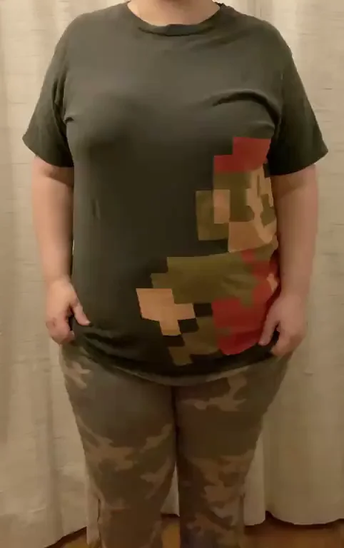 Thick Gamer Slut Shows Off Her Massive Tits 😈🍈🍈