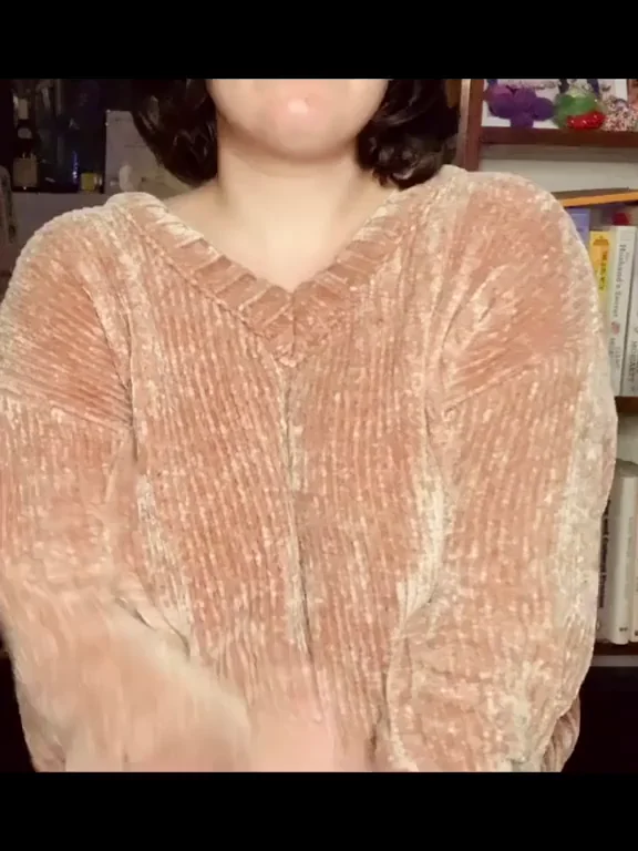 [OC] Missing sweater weather in this heat. It's always good for a surprise, don't you agree? ??