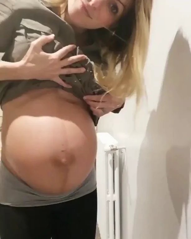 🤰 Lovely Preggo Belly Tease 💦