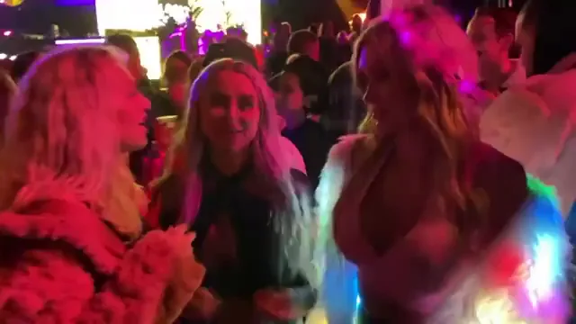 Club Sluts' Tits-Out Pick-a-Boob Flash Fest