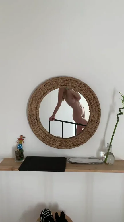 Mirror Mirror