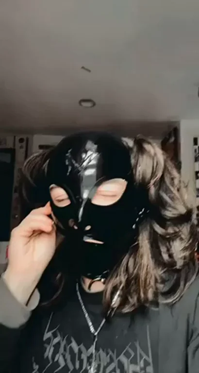 Feels So Fucking Good in Shiny Latex Mask 😈🔥