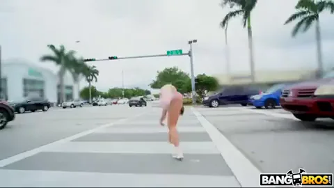 [/r/GifUniverse] Kelsi Monroe - Kelsie Monroe's Ass Is Back!