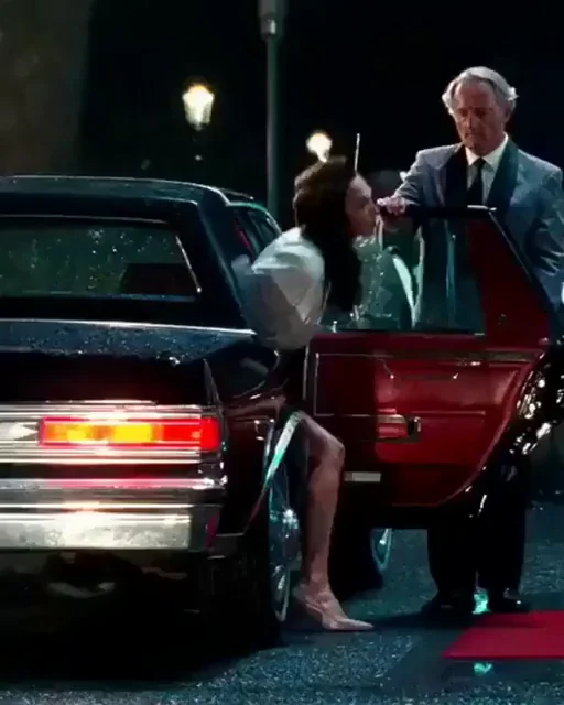 Gal Gadot's Slutty Wonder Woman 1984 Dress Drains Your Balls 💦🦸‍♀️