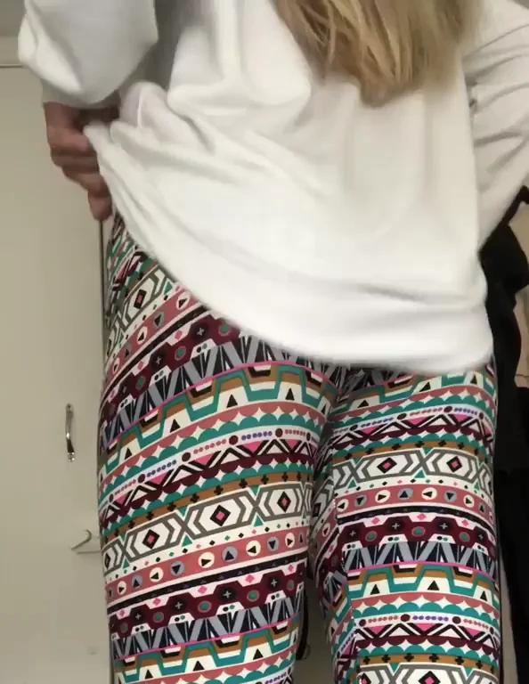 Loving to shake itt
