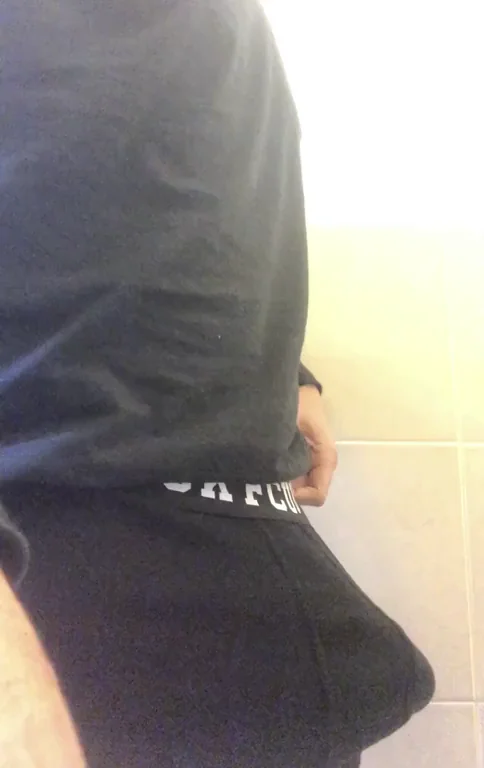Who Craves This Thick Desi Monster Cock? 🍆💦 [M]