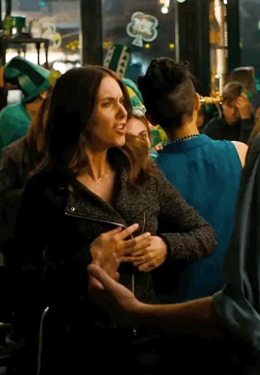 Alison Brie’s Bud’s Sis Gets Wild & Slutty After Drinks 🍻🔥
