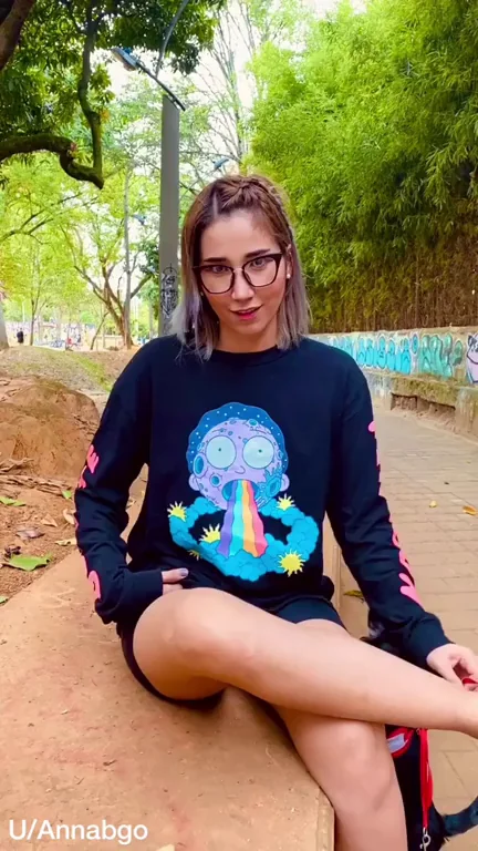 Public Park Smile Tease 😏💦 [OC GIF]