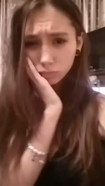 That titty reveal tho