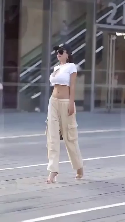 🍈 Massive Boob Window Bursting Out in Public 👙🔥