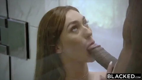 Skinny Slut Sucks Massive BBC Before Shower Time 💦🍆