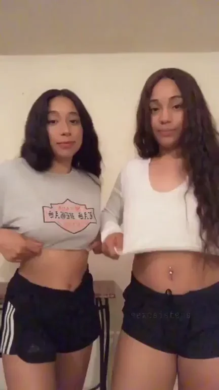 Sexy Mixed Babes Titty Drop and Juicy Bounce Tease