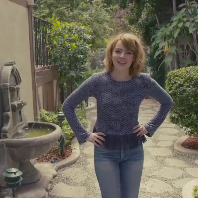 Emma Stone 2MiC