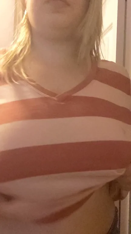 First ever titty drop with my 34Gs [OC]