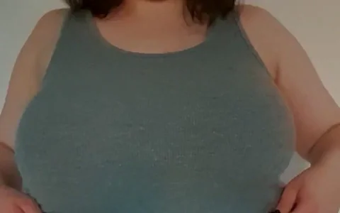 Letting the girls out ? [F]34 [drop]