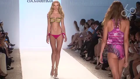 Sizzling Bikini Sluts Strutting Runway 🔥👙🍑