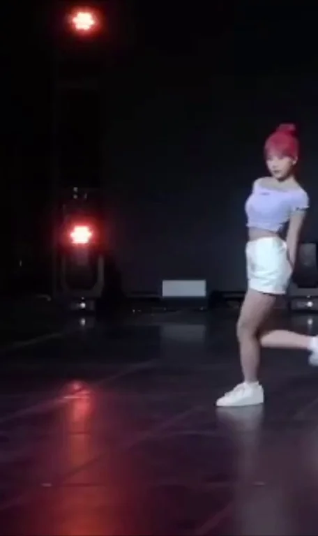 IZ*ONE - Yuri