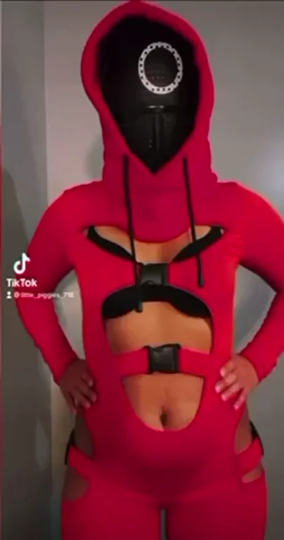 🔴 Squid Game Slut's Epic Titty Drop Survival Dance 💃🍒