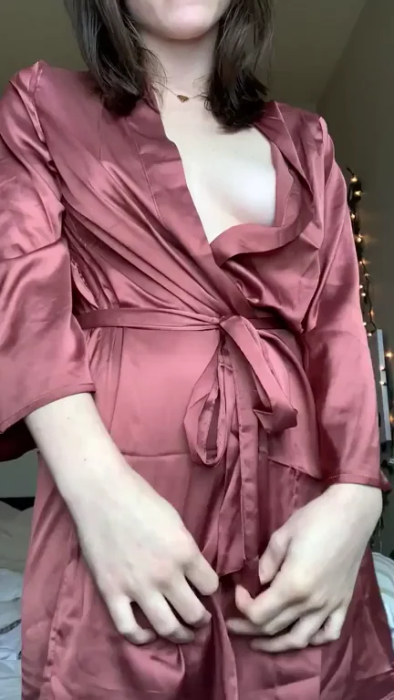 Step 1) deposit robe Step 2) deposit cum