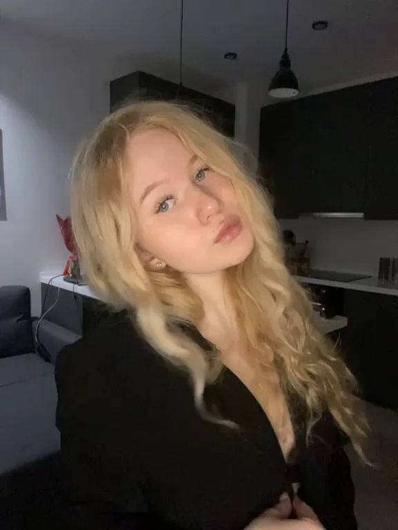 Bet You Never Fucked a Cute Blonde Tease Like Me