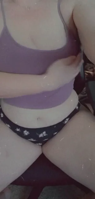 Wrap Your Cock in These Massive Titties Drop 😍💦