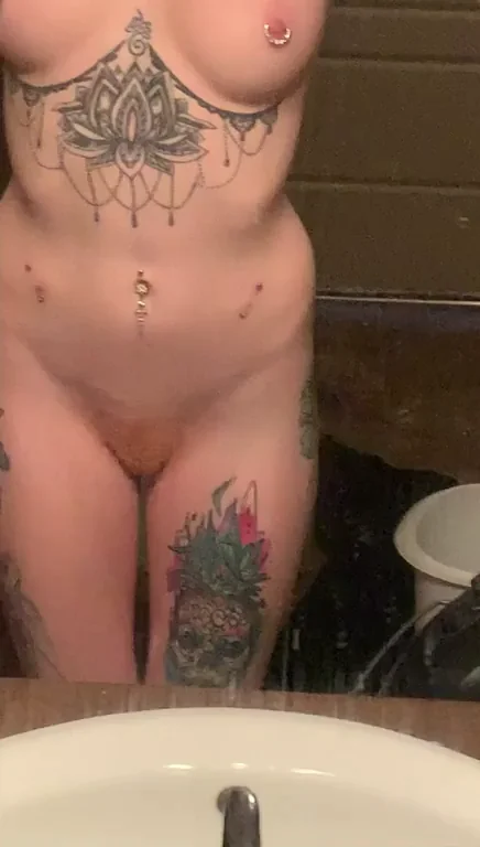 GORGEOUS ?