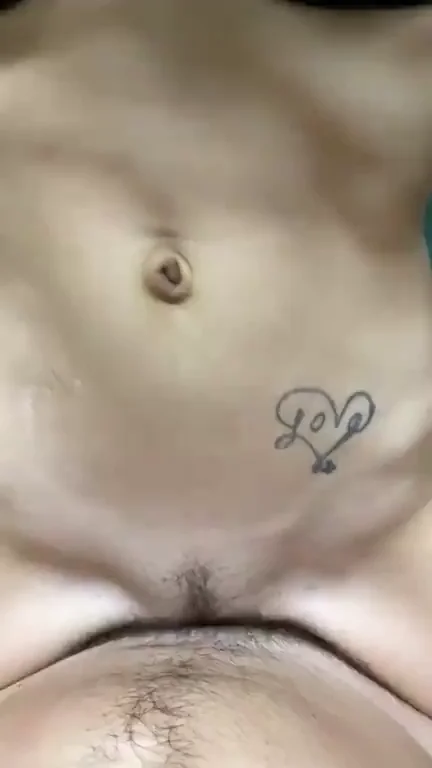 Mom of 5 [F27] Spreads Pussy for Thick Cock Tease 😈💦