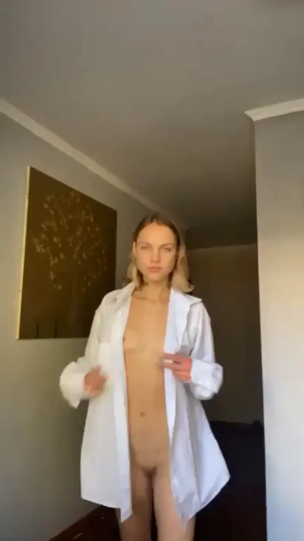 Do I still look cute with no makeup? ? Please be nice