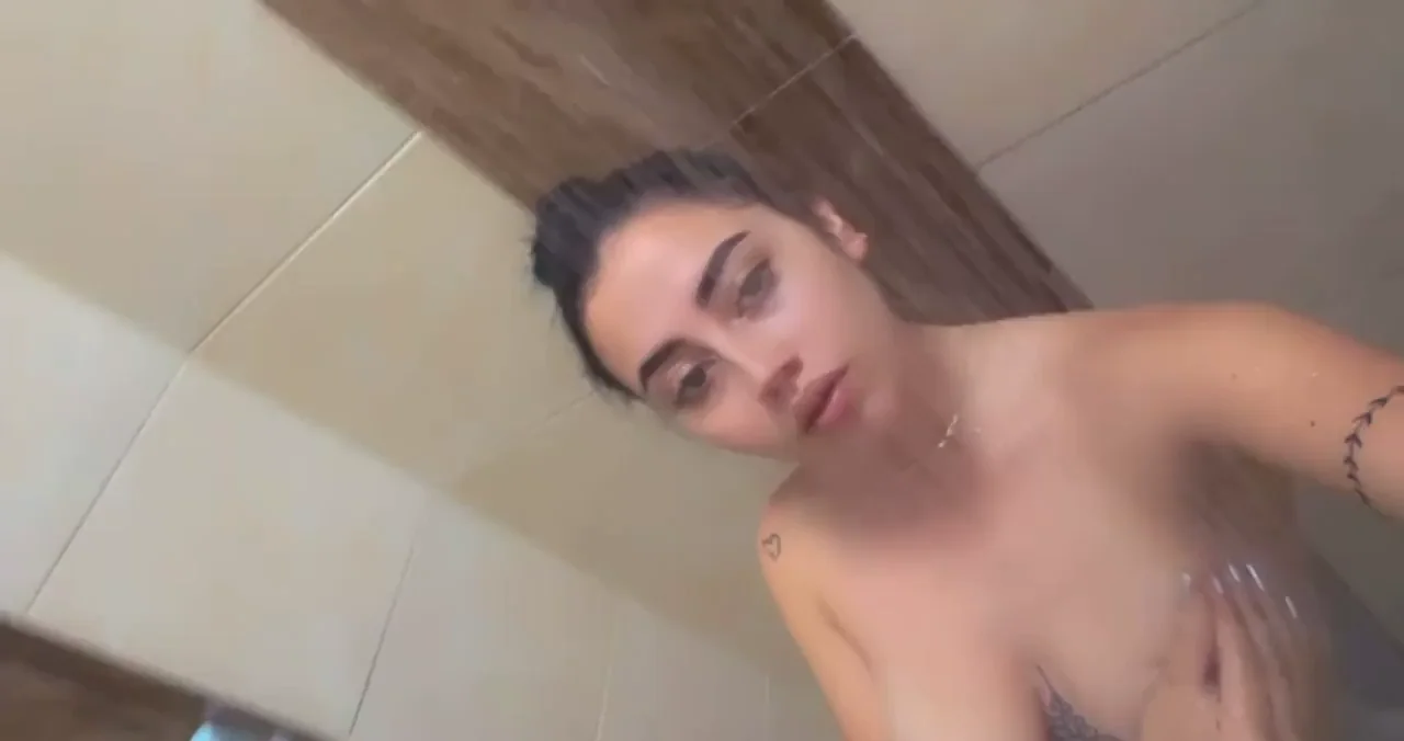 How Are My Perky 2003 Titties? 😍🍒🔥