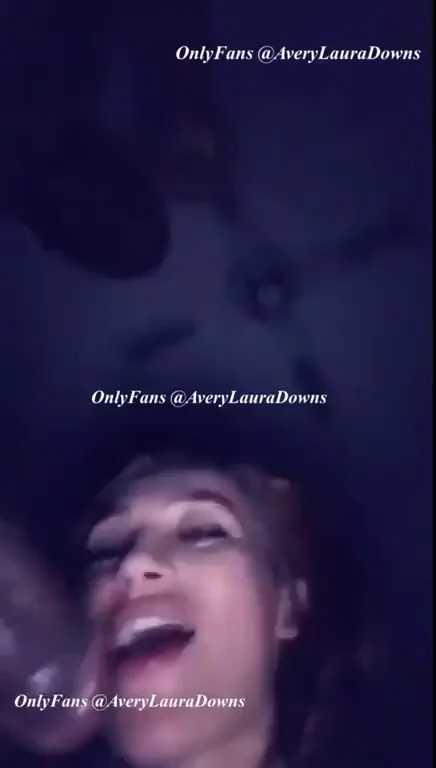 Avery Laura Downs Gags on Massive BBC 🍆💦 Sloppy Facefuck Slap Fest 😈