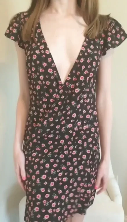 If you like naked, 100 pound girls this body reveal is for you