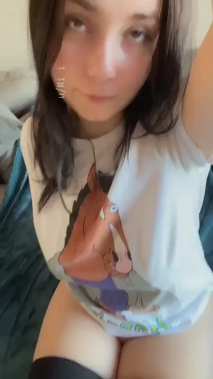 Throw My Slutty Ass on the Bed 💦🛏️