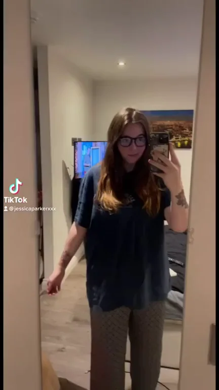 Cute enough to fuck raw? ? (19)