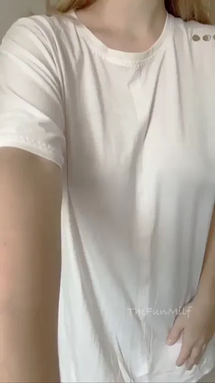 I wear oversized shirts so you wont know my tits look like this!